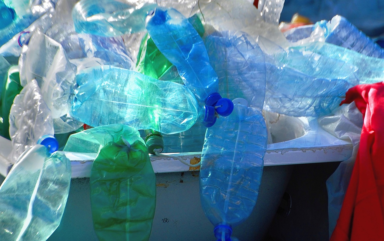 plastic-4597957_1280.jpg